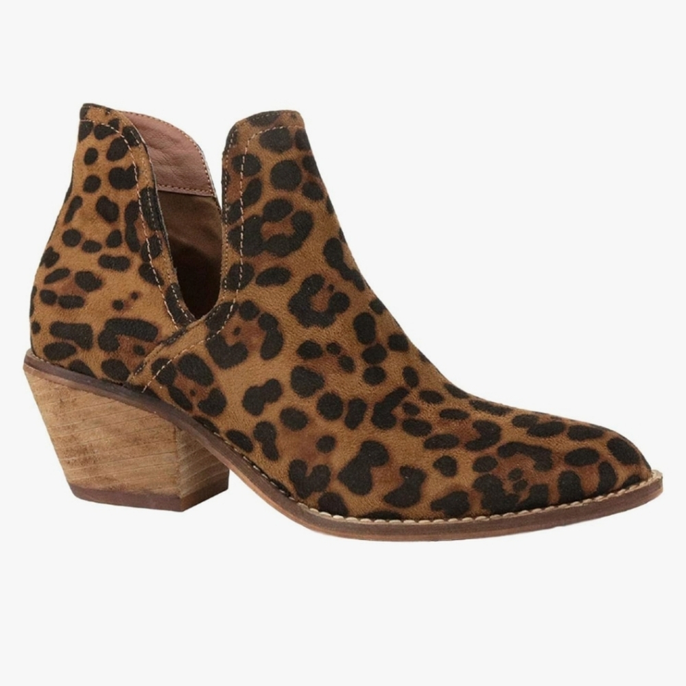 EZGD Leopard booties size 11